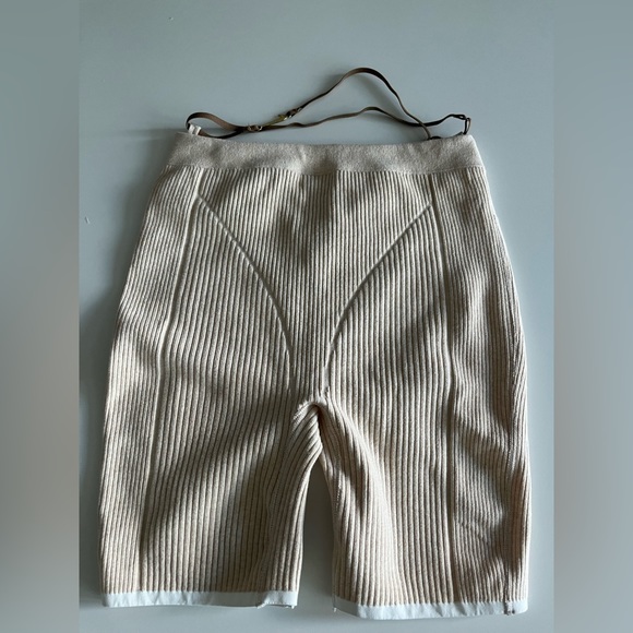 Women's x
Jacquemus Shorts - Picture 4 of 5